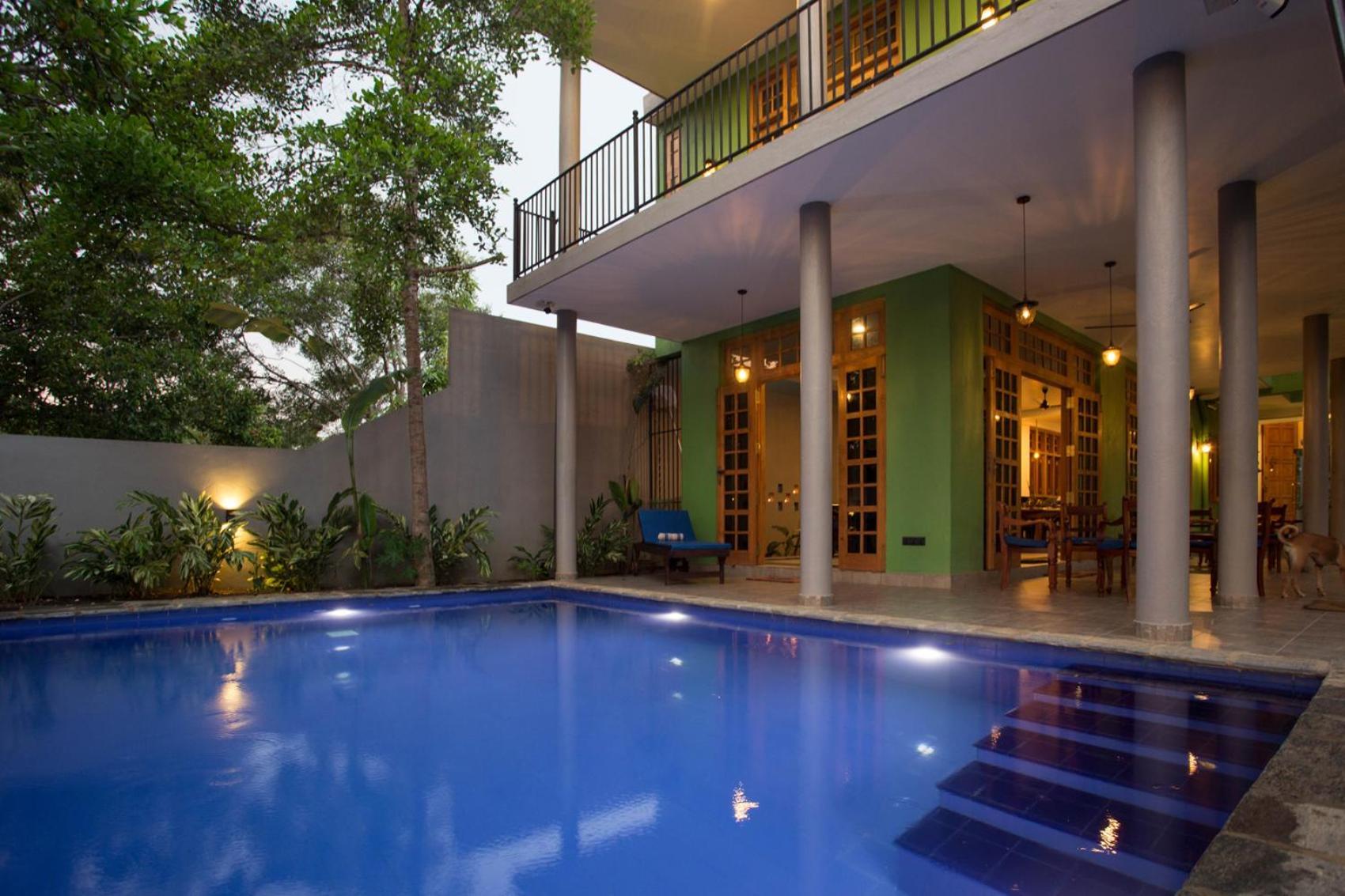 Barefoot Bungalow Hikka Хиккадува Экстерьер фото
